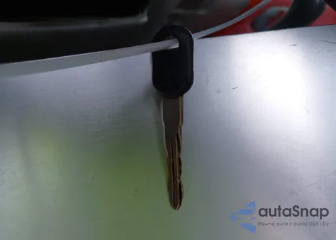 1997 Chevrolet C1500 Fleetside z USA, uszkodzony, nr VIN 1GCEC19W1VE173577